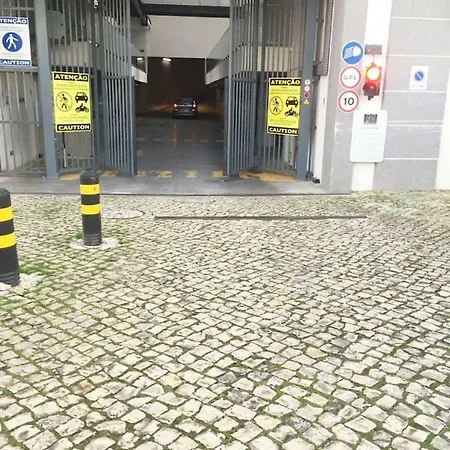 Moderna - Piscina -garagem -ar Condicionado *