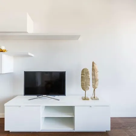 Amazing Flat - Pool And Parking Daire Lisboa