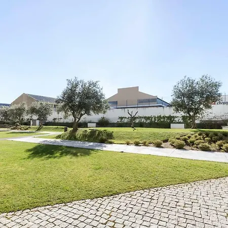 Amazing Flat - Pool And Parking * Lisboa